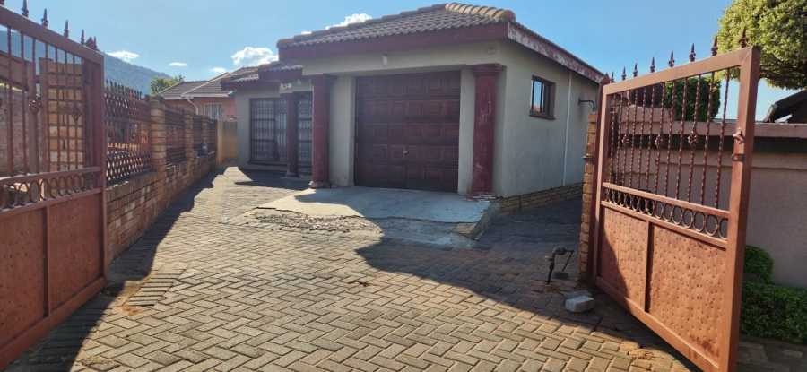 4 Bedroom Property for Sale in Tlhabane West North West
